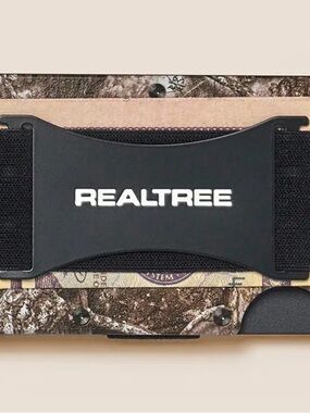 RIDGE Realtree Camouflage Money Clip Wallet with Black Center Plate